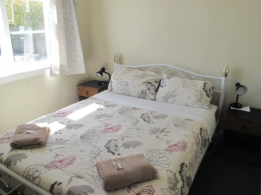 Dorset House Backpackers Hostel